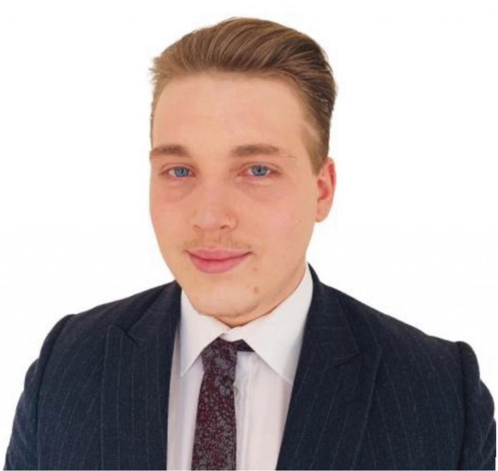 In this article, Beth Zheng interviews Harrison Wilde, recent Law graduate and Instagram legal personality @harryslawlife to discuss his future plans, personal branding and new upcoming project on @legallysupported.
